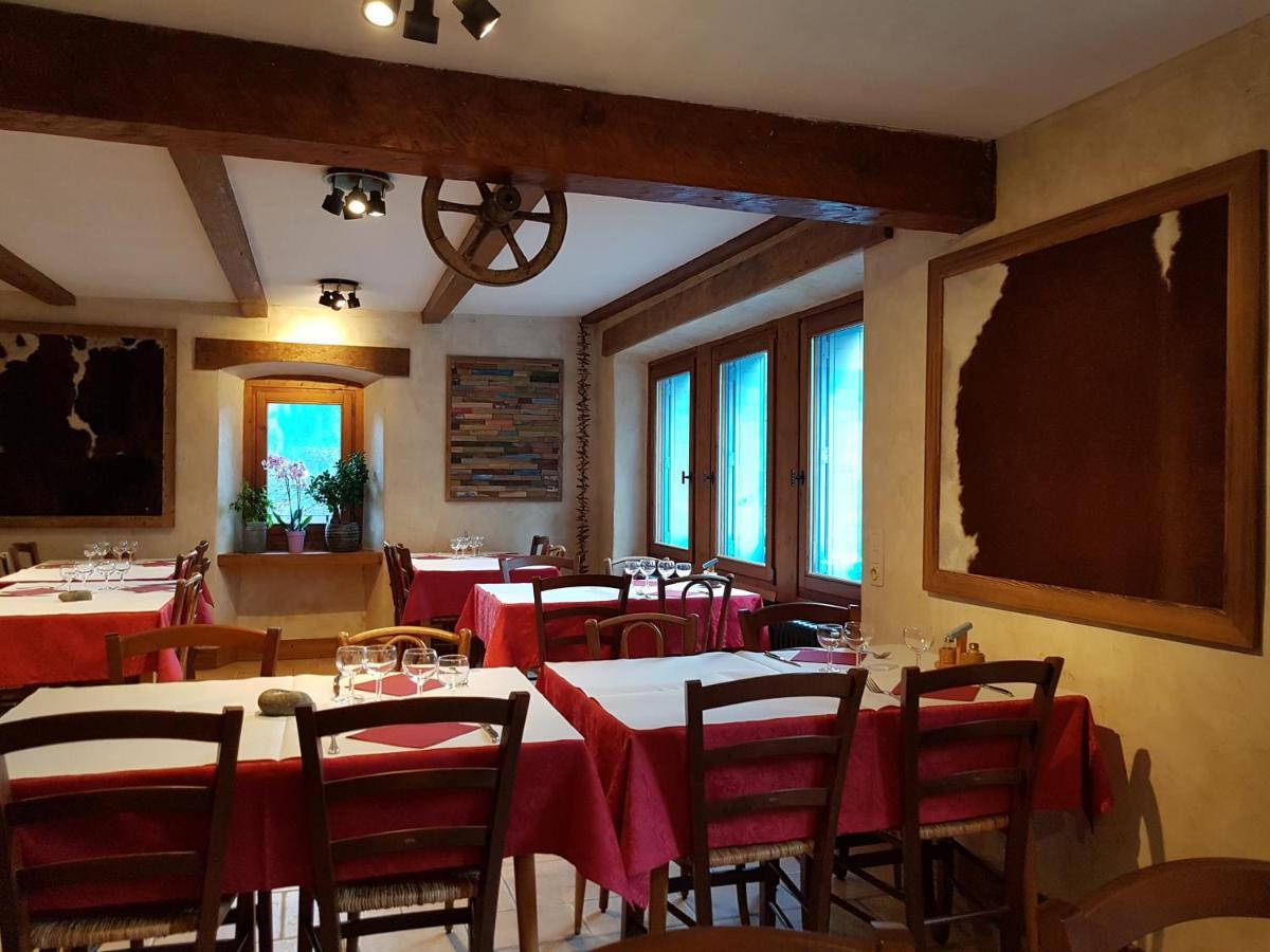 فندق Saint-Nicolas-la-Chapelle في  Chalet La Source المظهر الخارجي الصورة