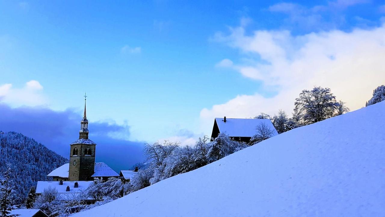 فندق Saint-Nicolas-la-Chapelle في  Chalet La Source المظهر الخارجي الصورة