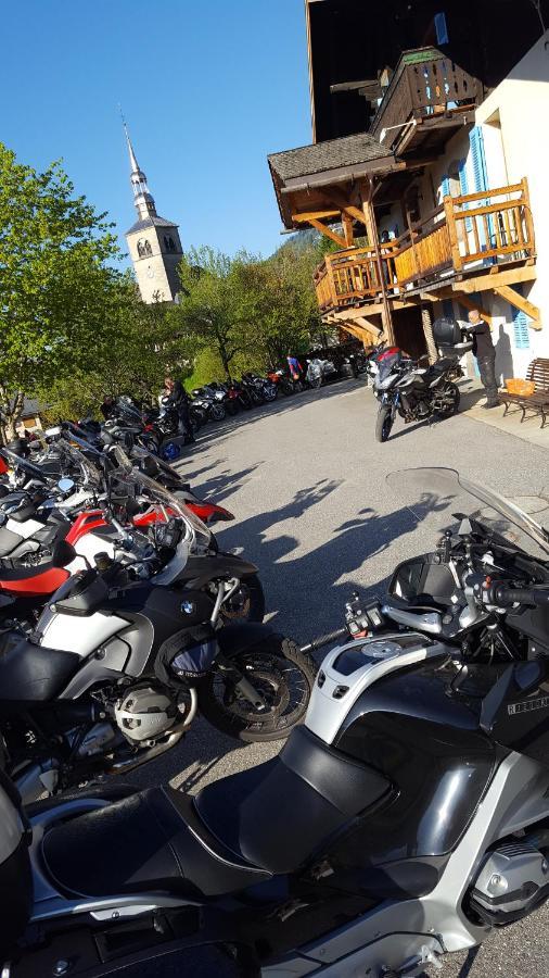 فندق Saint-Nicolas-la-Chapelle في  Chalet La Source المظهر الخارجي الصورة