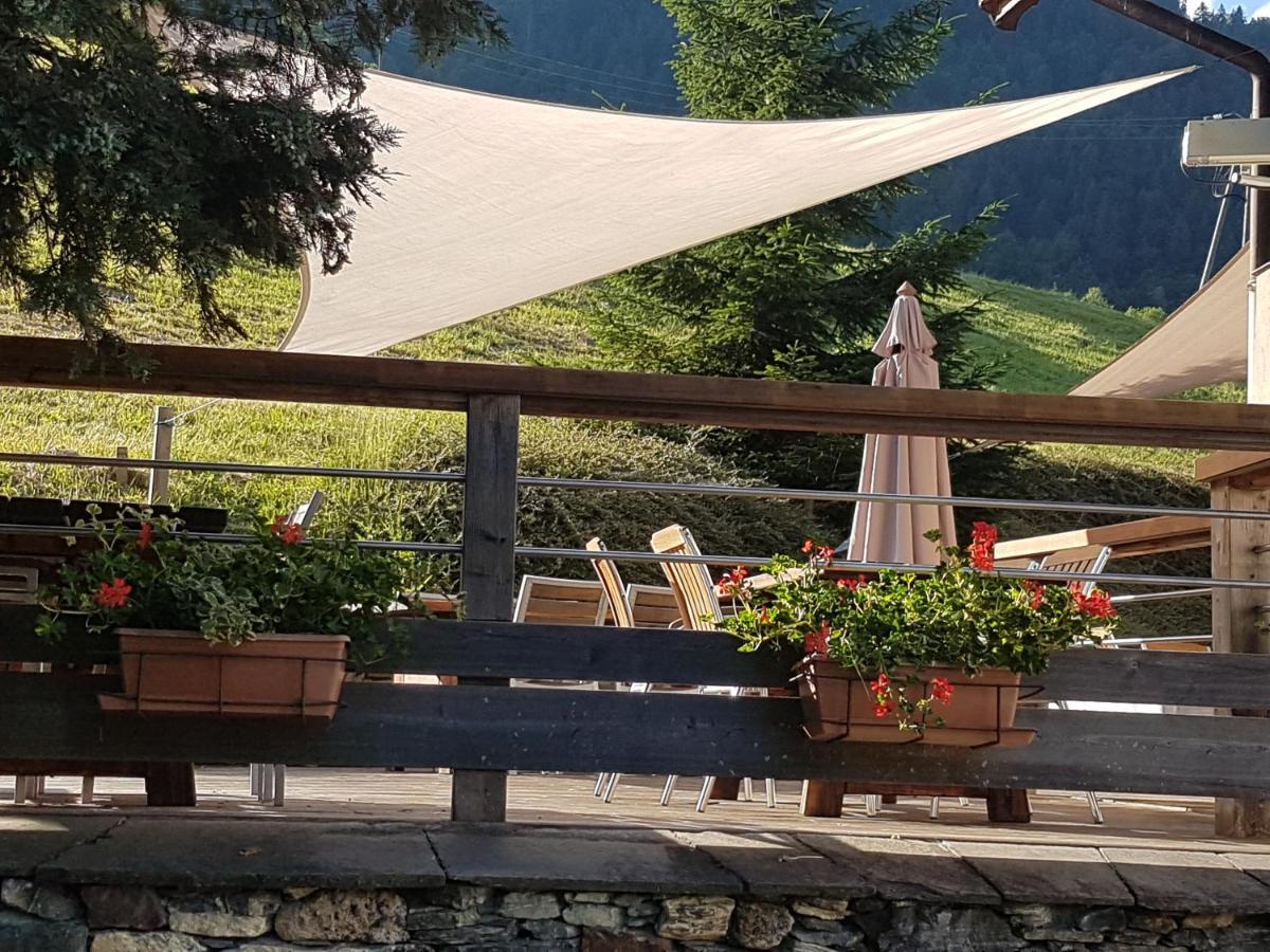 فندق Saint-Nicolas-la-Chapelle في  Chalet La Source المظهر الخارجي الصورة