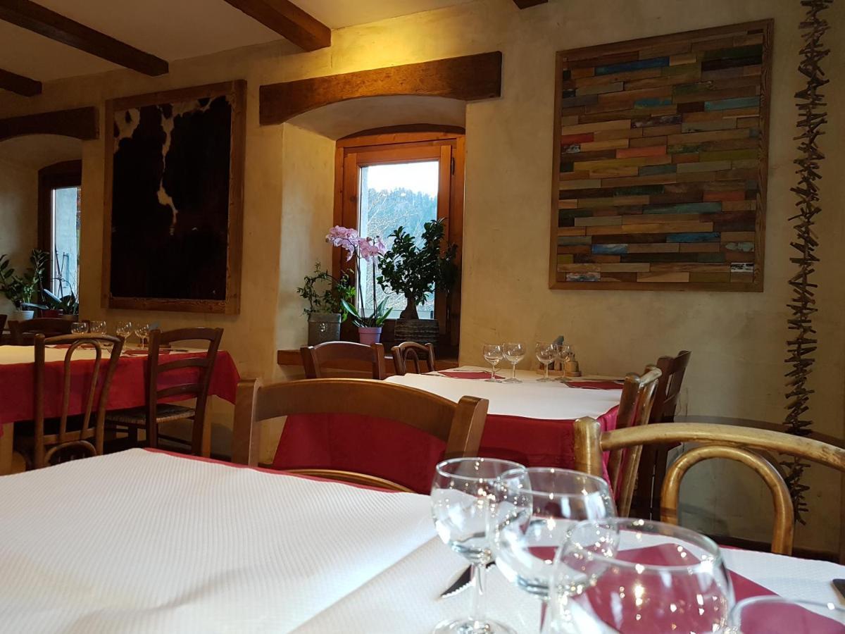 فندق Saint-Nicolas-la-Chapelle في  Chalet La Source المظهر الخارجي الصورة